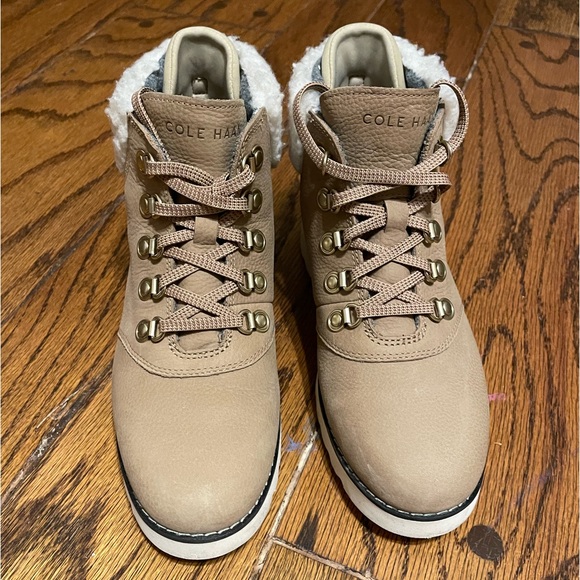 Nantucket Faux Fur Trimmed Waterproof Hiker Boot COLE HAAN Women’s 5.5 - Picture 4 of 7